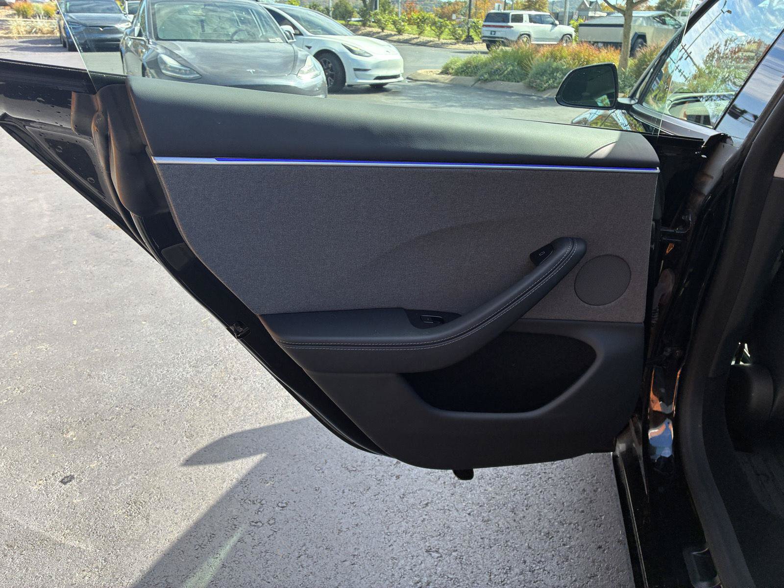 Used 2025 Tesla Model 3 Long Range RWD image 16