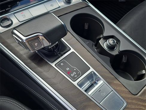 Used 2021 Audi A6 Premium Plus w/ Premium Plus Package image 29