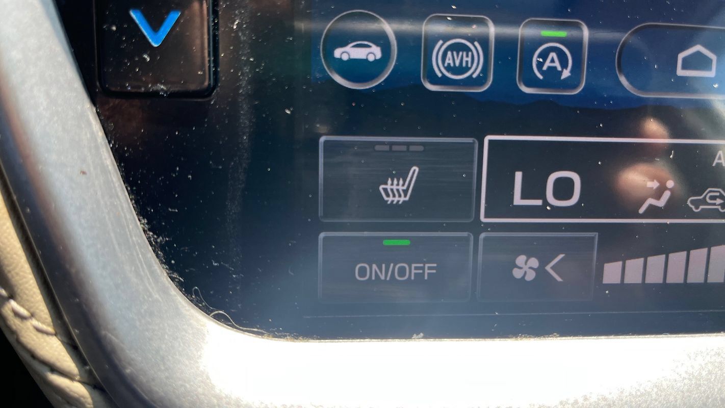 Used 2020 Subaru Outback Limited AWD/4WD image 19