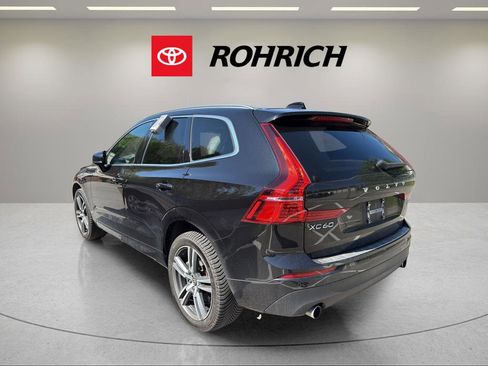 Used 2021 Volvo XC60 T6 Momentum w/ Premium Package AWD/4WD image 8