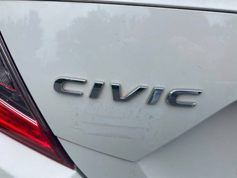 Used 2019 Honda Civic LX image 8