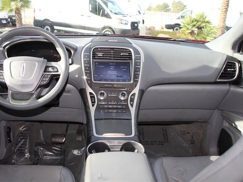 Used 2020 Lincoln Nautilus Reserve w/ Equipment Group 201A image 14