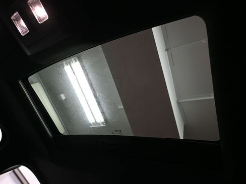 Used 2017 RAM 1500 Limited image 27