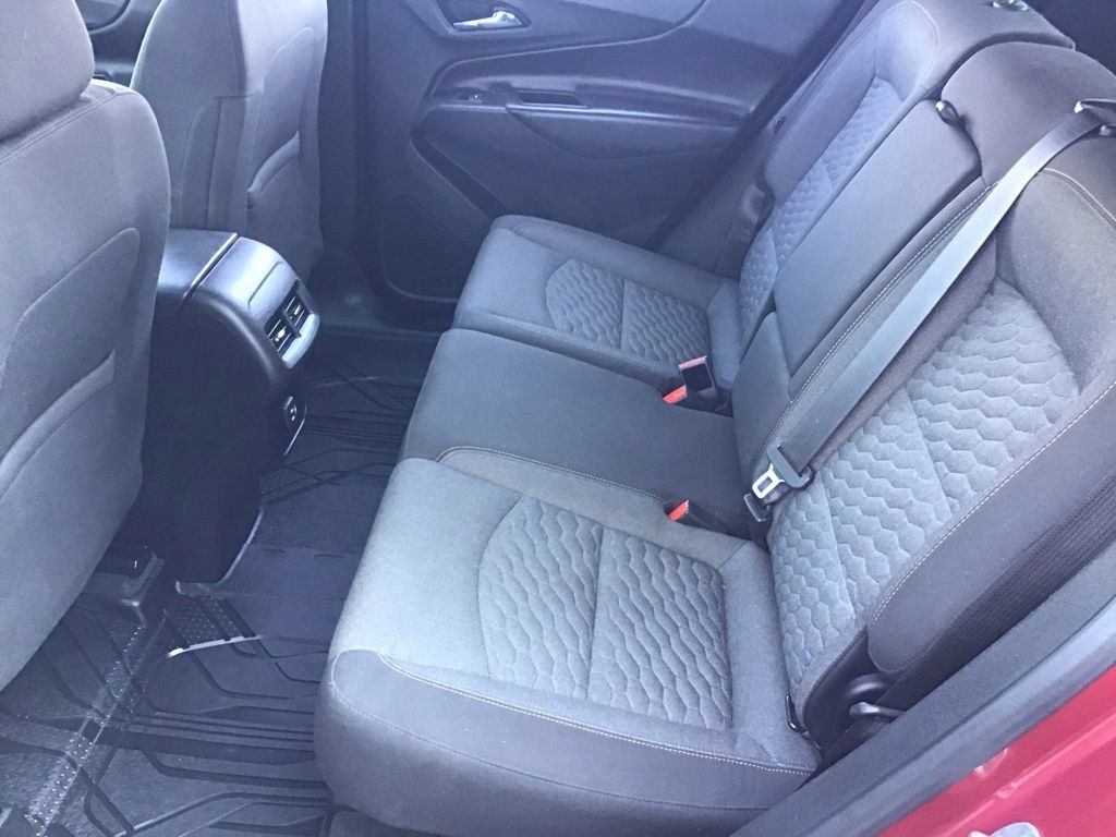 Used 2020 Chevrolet Equinox LT FWD image 15
