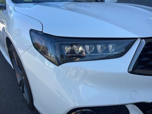Used 2018 Acura TLX V6 w/ Technology & A-SPEC Pkg FWD image 24
