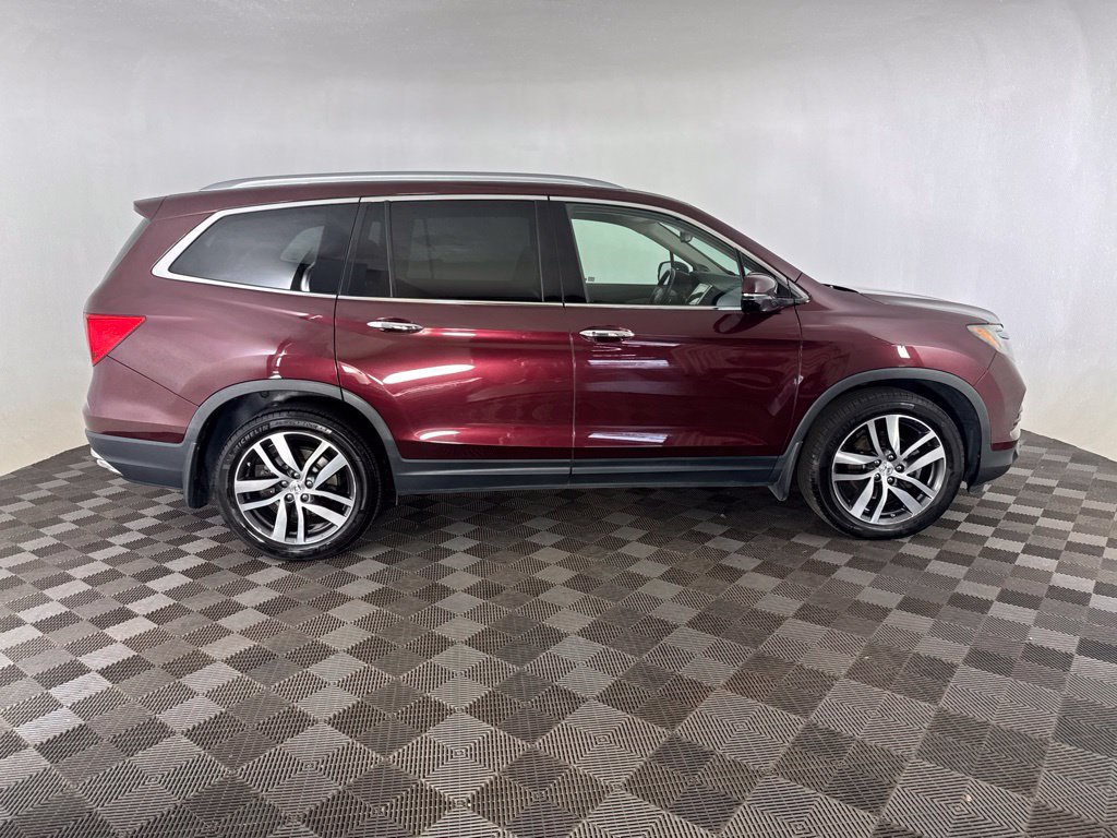 Used 2017 Honda Pilot Elite image 11