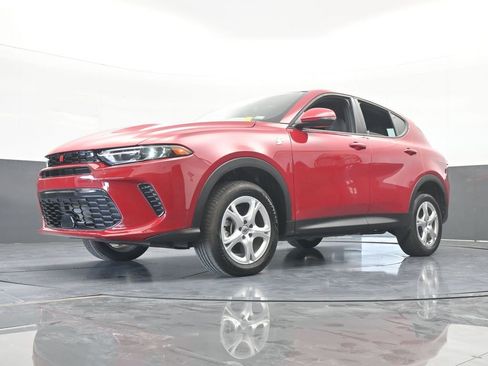 Used 2024 Dodge Hornet GT image 58