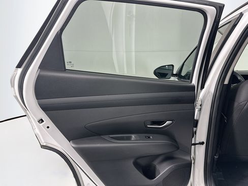 Used 2025 Hyundai Tucson SEL FWD image 25
