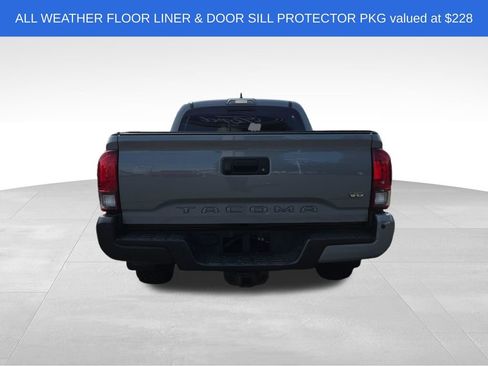 Used 2019 Toyota Tacoma TRD Sport AWD/4WD image 8