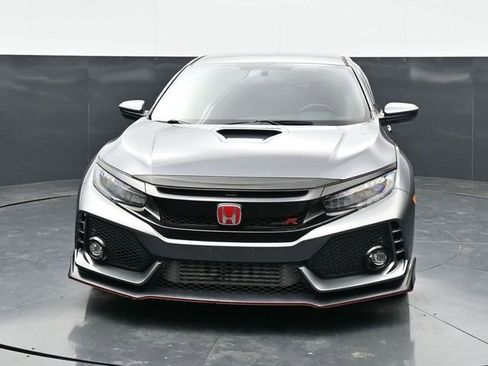 Used 2018 Honda Civic Type R image 2