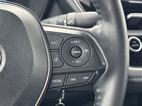 Used 2022 Toyota Corolla SE image 29