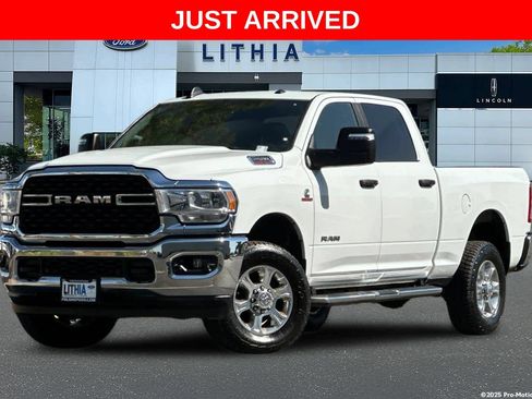 Used 2024 RAM 2500 Big Horn w/ Off Road Package AWD/4WD image 1