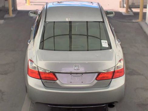Used 2015 Honda Accord EX image 5