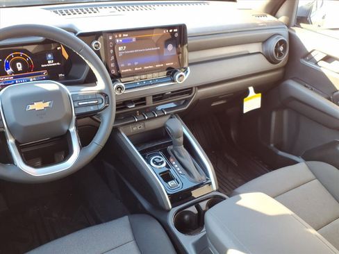 New 2026 Chevrolet Colorado W/T image 7