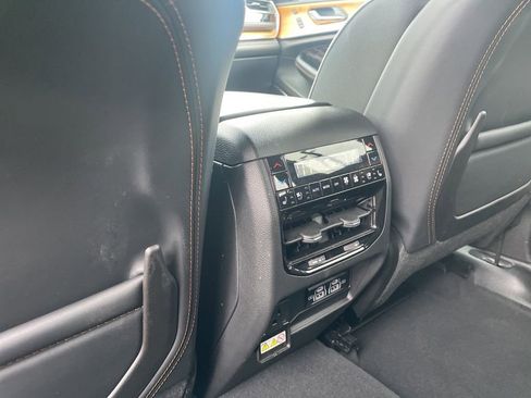 Used 2024 Jeep Grand Cherokee Summit image 33