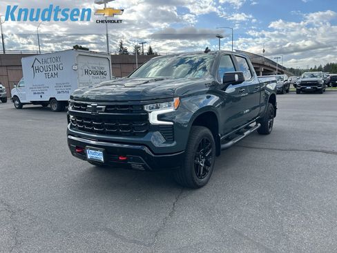 Certified 2025 Chevrolet Silverado 1500 LT Trail Boss w/ LT Trail Boss Premium Package AWD/4WD image 3