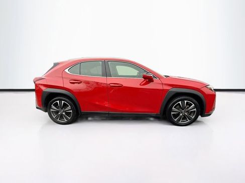 Used 2019 Lexus UX 200 w/ Premium Package image 8