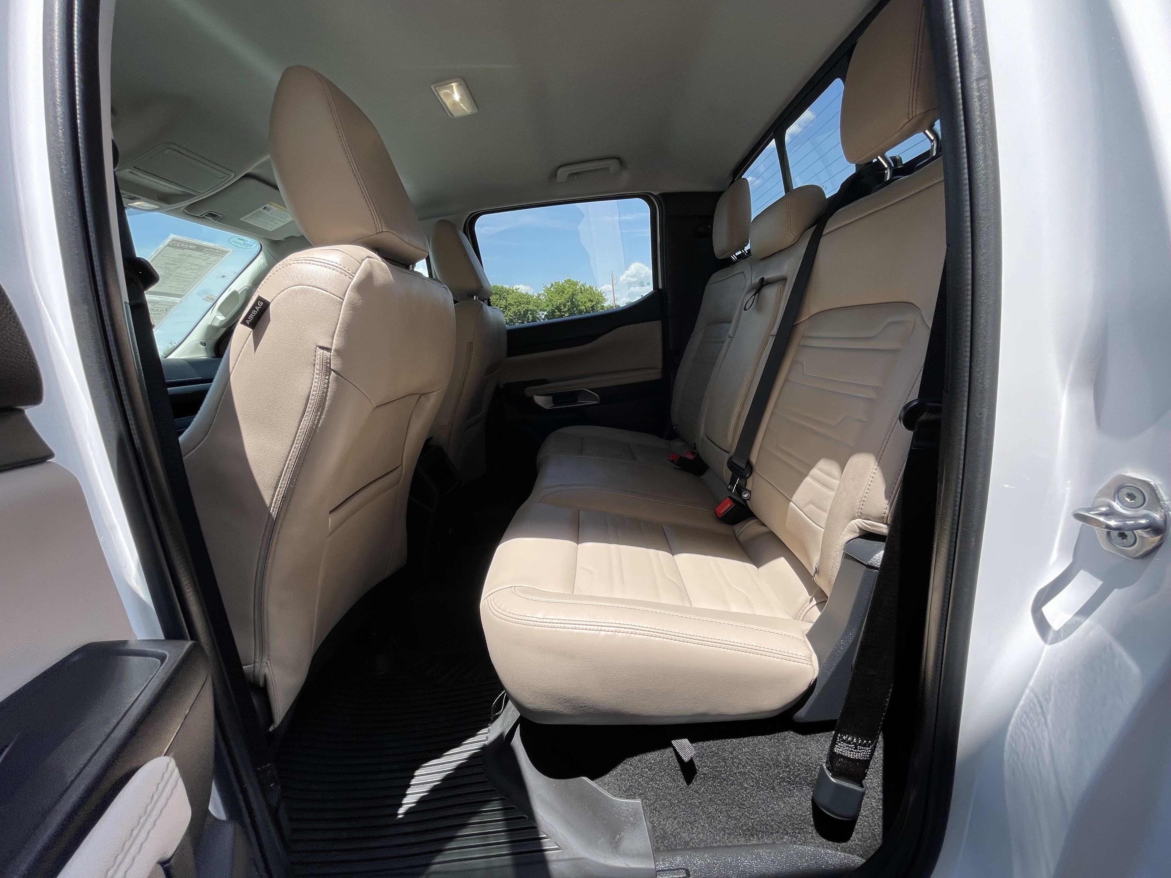 Used 2024 Ford Ranger Lariat w/ Trailer Tow Package RWD image 14