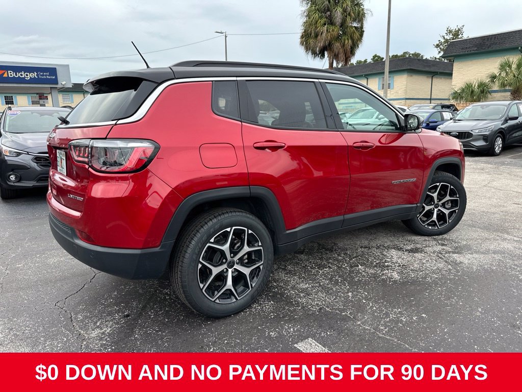 Used 2025 Jeep Compass Limited AWD/4WD image 3