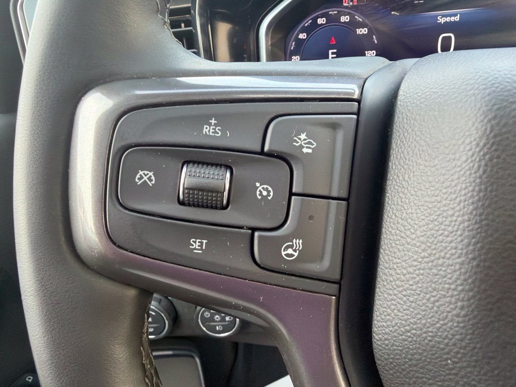 Used 2025 Chevrolet Silverado 2500 High Country w/ Technology Package AWD/4WD image 26