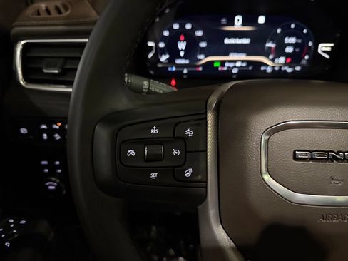 Used 2024 GMC Yukon Denali w/ Max Trailering Package AWD/4WD image 16