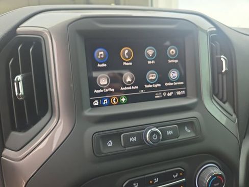 Used 2025 Chevrolet Silverado 2500 Custom w/ Custom Value Package image 10