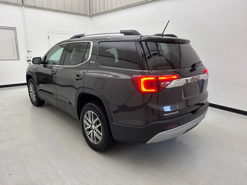 Used 2017 GMC Acadia SLE FWD image 4