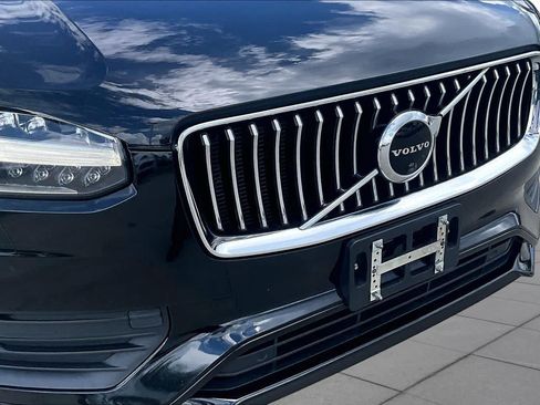 Used 2022 Volvo XC90 T6 Momentum w/ Advanced Package AWD/4WD image 28
