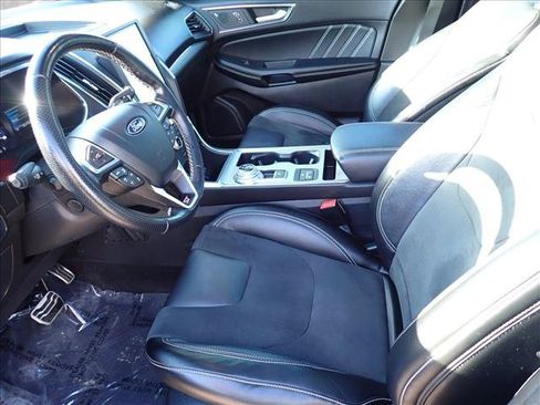 Used 2021 Ford Edge ST w/ Equipment Group 401A AWD/4WD image 12
