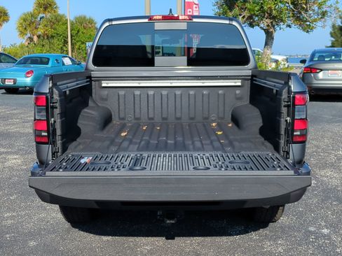 New 2026 Nissan Frontier PRO-4X w/ Pro-4x Convenience Package image 13