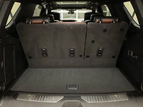 Used 2023 GMC Yukon Denali Ultimate image 14