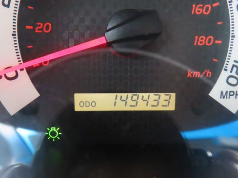 Used 2015 Toyota Tacoma Base w/ TRD Sport Package image 21