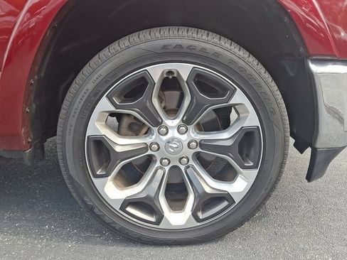 Used 2019 RAM 1500 Limited AWD/4WD image 8