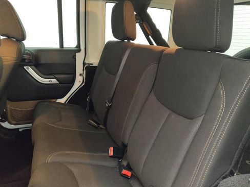 Used 2014 Jeep Wrangler Unlimited Sahara w/ Dual Top Group image 18