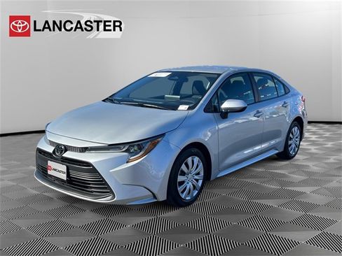 Certified 2023 Toyota Corolla LE image 3