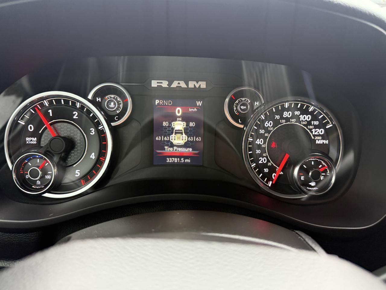 Used 2024 RAM 3500 Big Horn w/ Night Edition AWD/4WD image 21