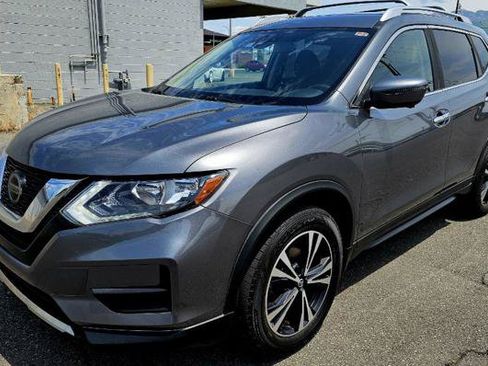 Used 2019 Nissan Rogue SV w/ Premium Package AWD/4WD image 1