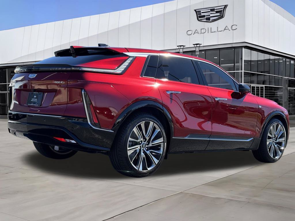 Certified 2026 Cadillac Lyriq Signature Luxury w/ Nappa Leather Package AWD/4WD image 8