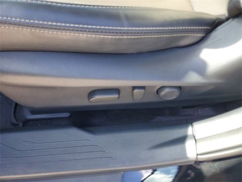 Used 2022 Subaru Outback Limited XT image 16