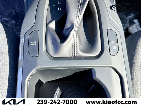 New 2025 Kia K4 EX image 27