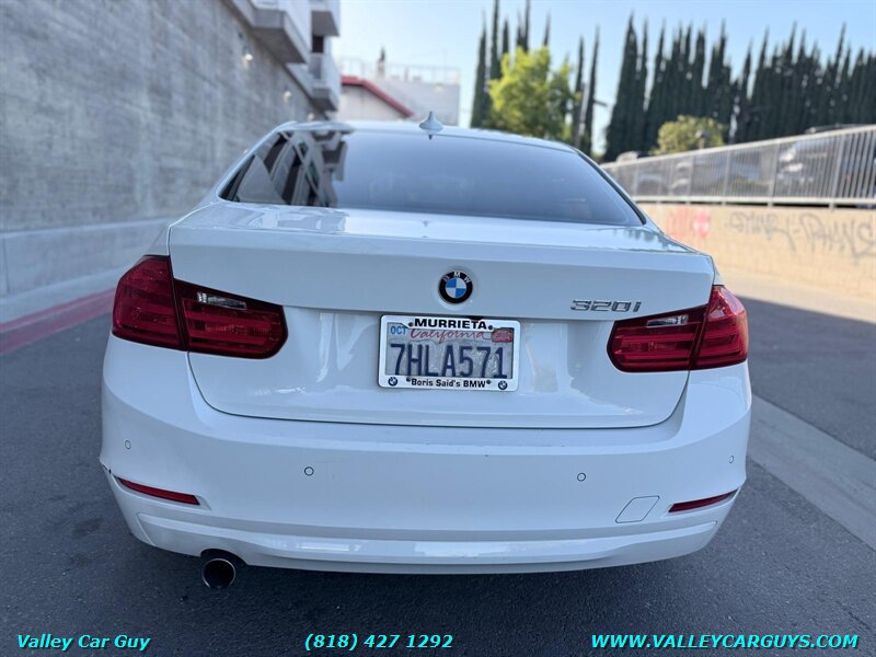 Used 2014 BMW 320i Sedan RWD image 5