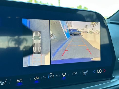 New 2026 Chevrolet Traverse LT w/ Enhanced Driving Package image 20