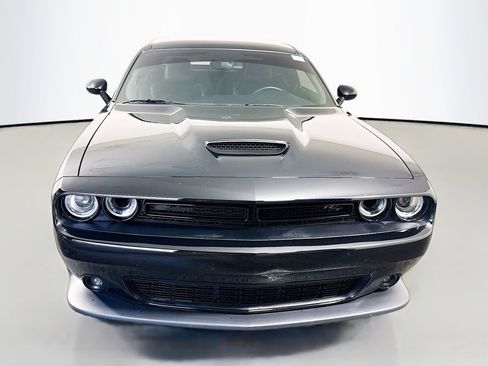 Used 2023 Dodge Challenger R/T w/ Plus Package image 2