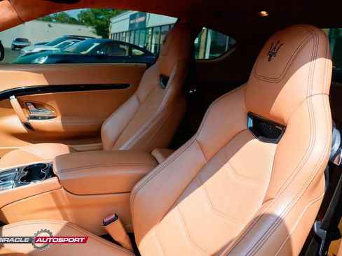 Used 2017 Maserati GranTurismo Sport RWD image 19