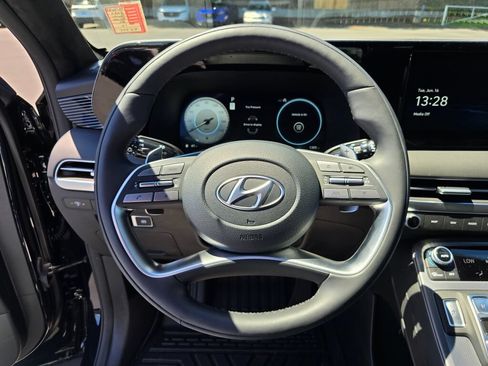 Used 2024 Hyundai Palisade Calligraphy AWD/4WD image 18