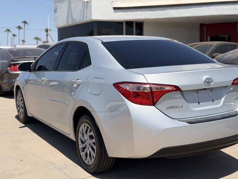 Used 2017 Toyota Corolla LE w/ Body Protection Package FWD image 8