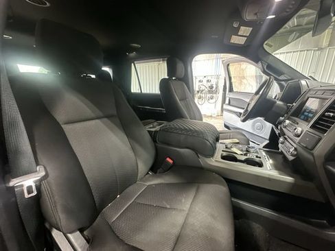 Used 2019 Ford Expedition XLT AWD/4WD image 32