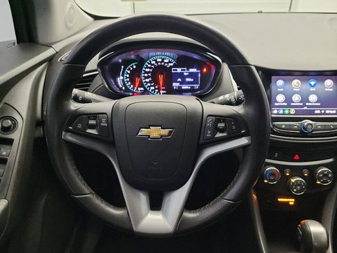 Used 2020 Chevrolet Trax LT w/ Driver Confidence Package image 22