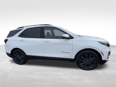 Used 2024 Chevrolet Equinox RS w/ RS Leather Package AWD/4WD image 9