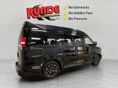 Used 2025 GMC Savana 2500 w/ Driver Convenience Package RWD image 6